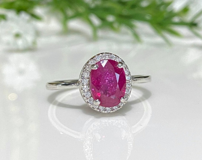 Vintage Sterling Silver Natural Oval Ruby & White Topaz Ring Size 7