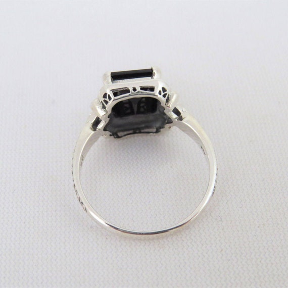Vintage Sterling Silver Natural Black Onyx Carved Ring Size