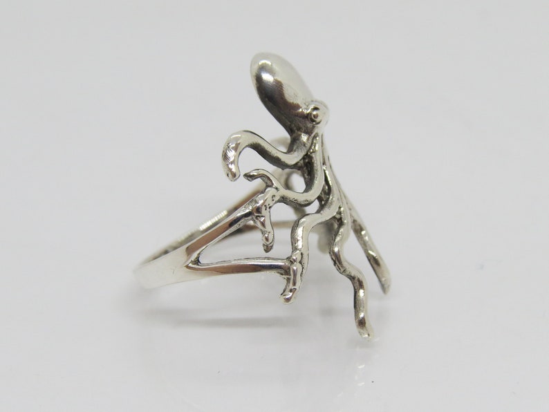 Vintage Sterling Silver Octopus Ring Size 9