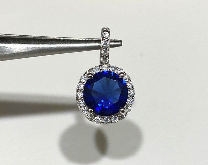 Vintage Sterling Silver Blue Sapphire & White Topaz Pendant.