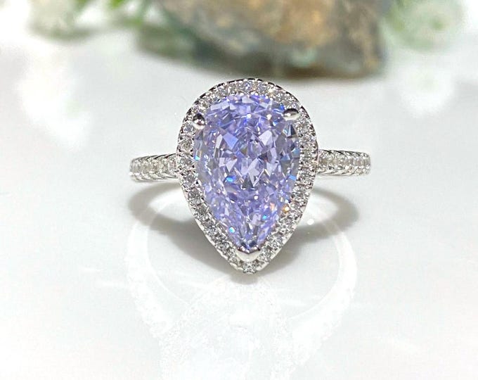 Sterling Silver Light Purple Lavender Amethyst & White Topaz Engagement Ring.
