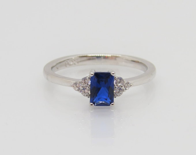 Vintage Sterling Silver Radiant Cut Blue Sapphire & White Topaz Ring Size 6