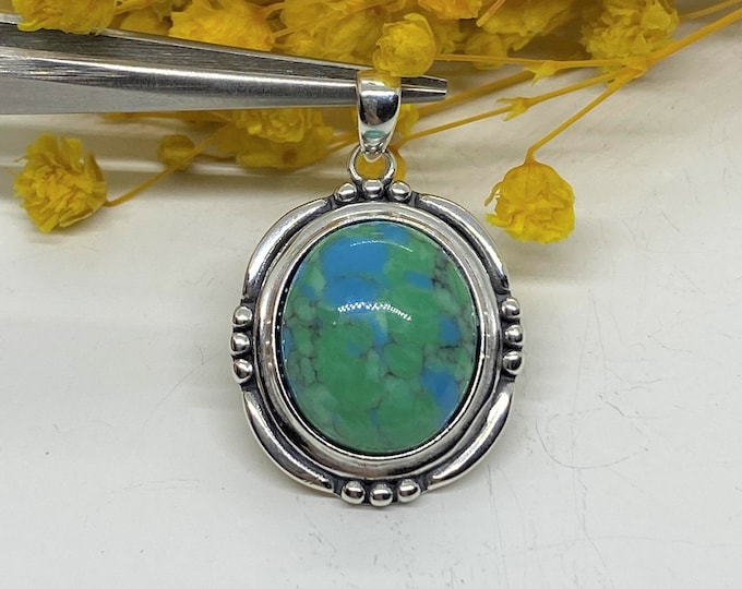 Sterling Silver Turquoise Pendant.