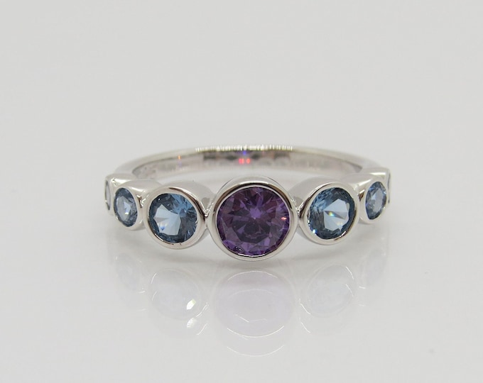 Vintage Sterling Silver Round cut Aquamarine & Amethyst Ring.