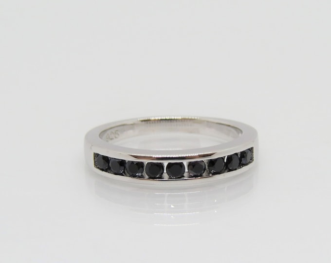 Sterling Silver Black Sapphire Band Ring Size 7