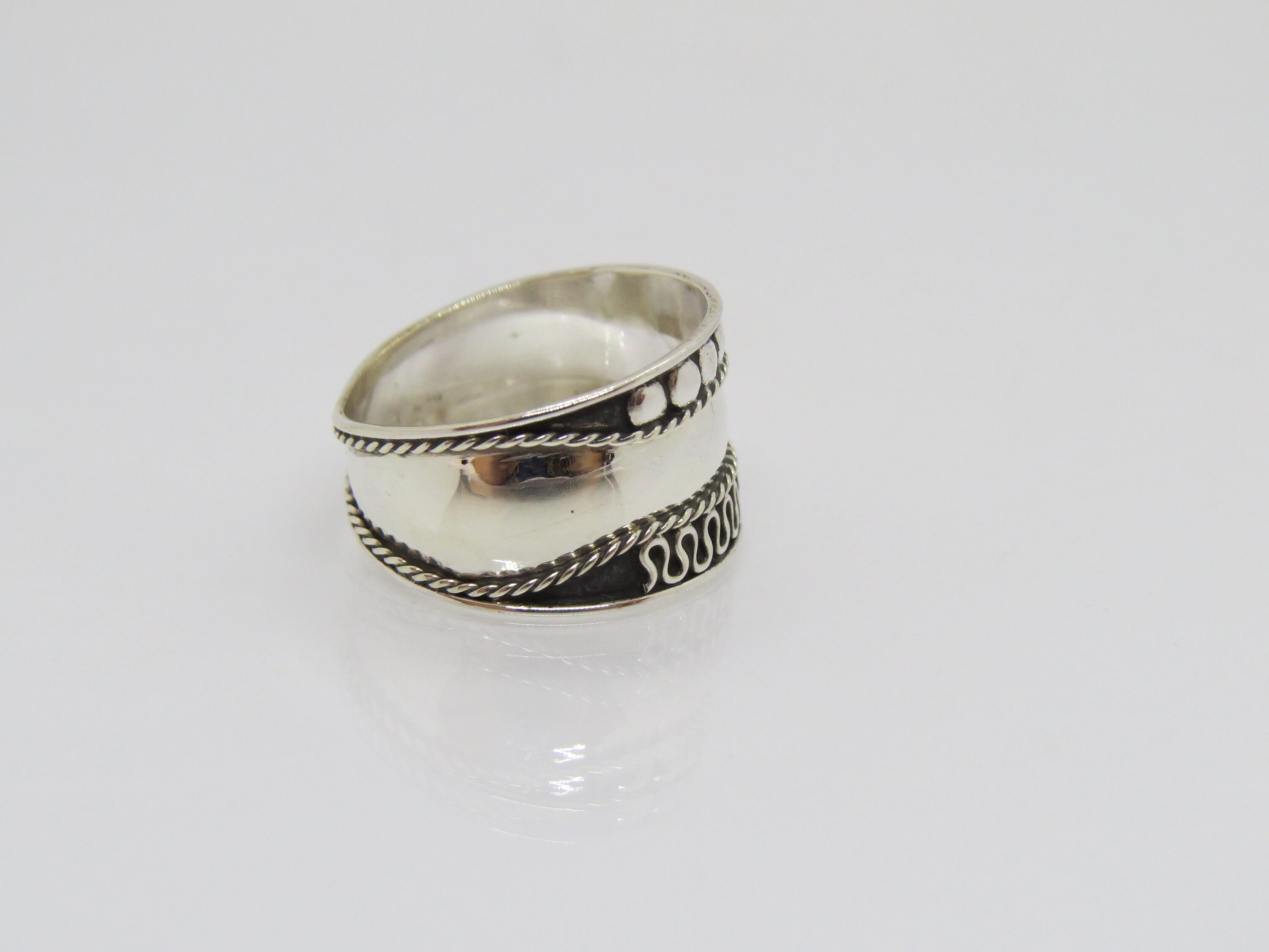 thumbnail interactive-video image 1 of Vintage Style Stacking Bali .925 Sterling Silver Band Ring – Unisex, Sizes 3-10, New With Packaging 1 of 3
