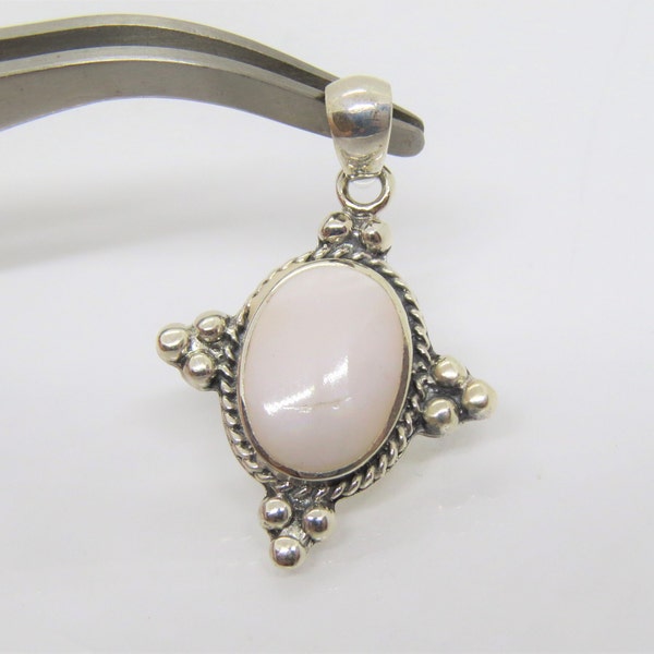 Vintage Bali Sterling Silver Mother of Pearl Pendant