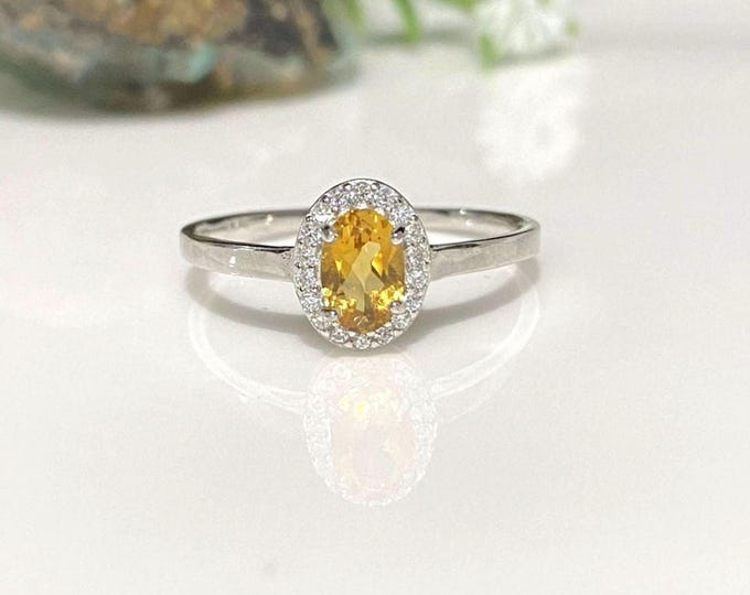 Vintage Sterling Silver Natural Citrine & White Topaz Halo Ring Size 7