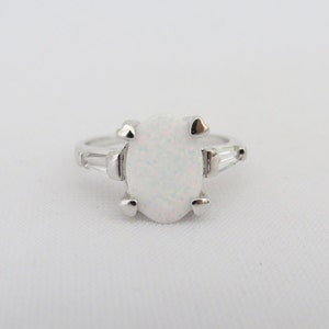 Vintage Stering Silver White Opal & White Topaz High Setting Ring Size 7