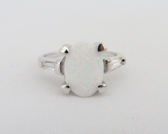 Vintage Stering Silver White Opal & White Topaz High Setting Ring Size 7