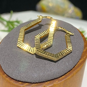 Vintage 18K Solid Yellow Gold Triangle Hoop Earrings.
