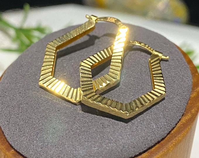 Vintage 18K Solid Yellow Gold Triangle Hoop Earrings.