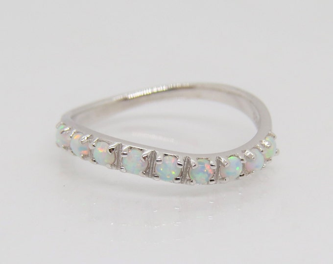 Vintage Sterling Silver White Opal Ring Size 7