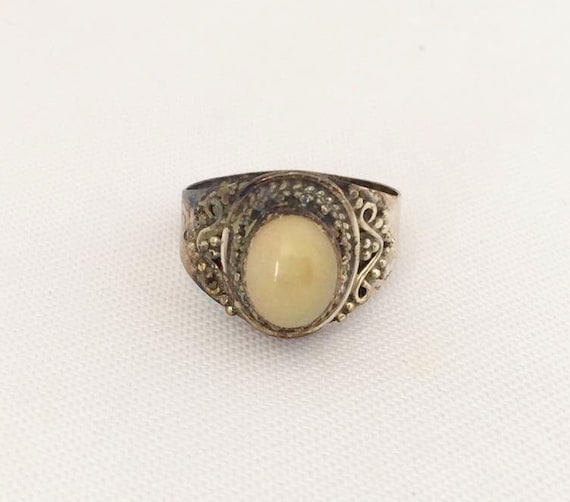 Vintage Sterling Silver Natural Ethiopian Opal Ring Size 7.75
