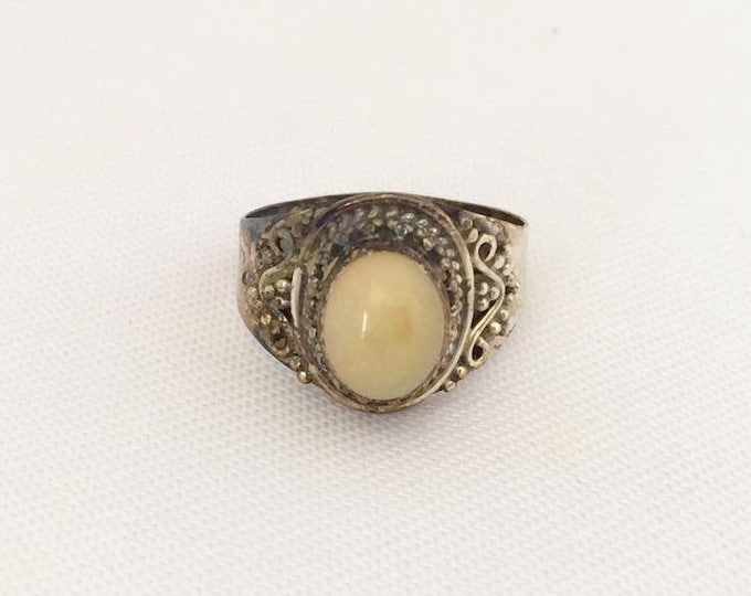 Vintage Sterling Silver Natural Ethiopian Opal Ring Size 7.75