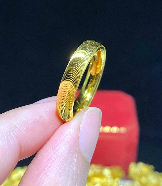 Vintage 24K 999 Solid Yellow Gold Band Ring Size 7 Nhan Mat Meo.