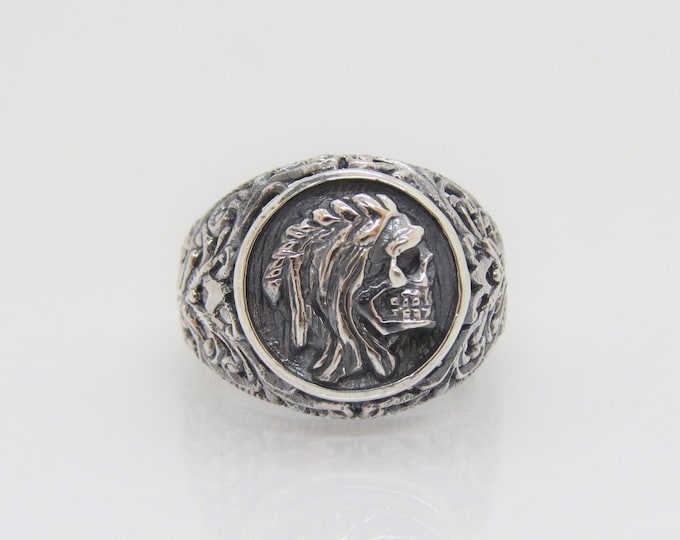 Vintage Gothic Sterling Silver Skull Filigree Dome Ring Size 9