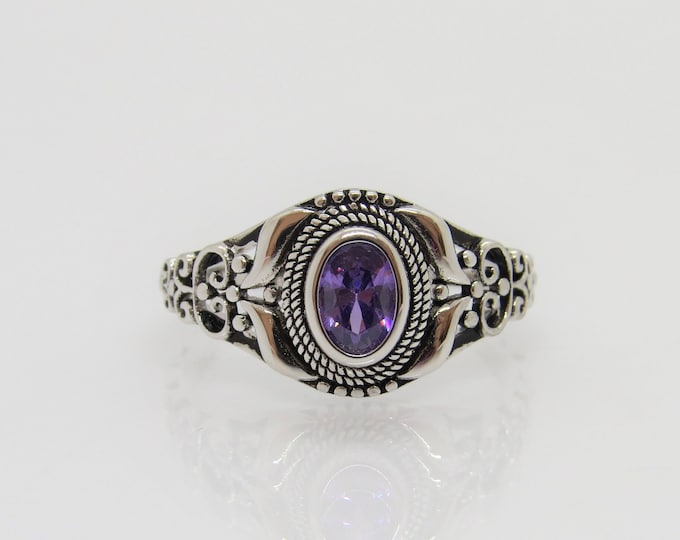 Vintage Sterling Silver Amethyst Dome Ring Size 7