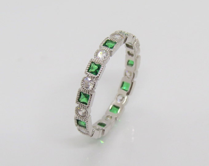 Vintage Sterling Silver Emerald & White Topaz Eternity Band Ring Size 10