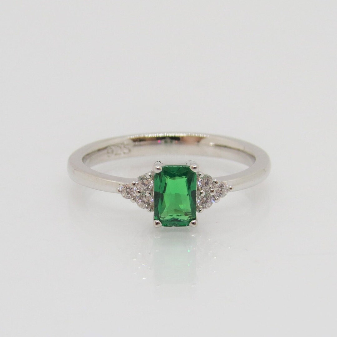 Vintage Sterling Silver Radiant Cut Emerald & White Topaz Ring - Etsy