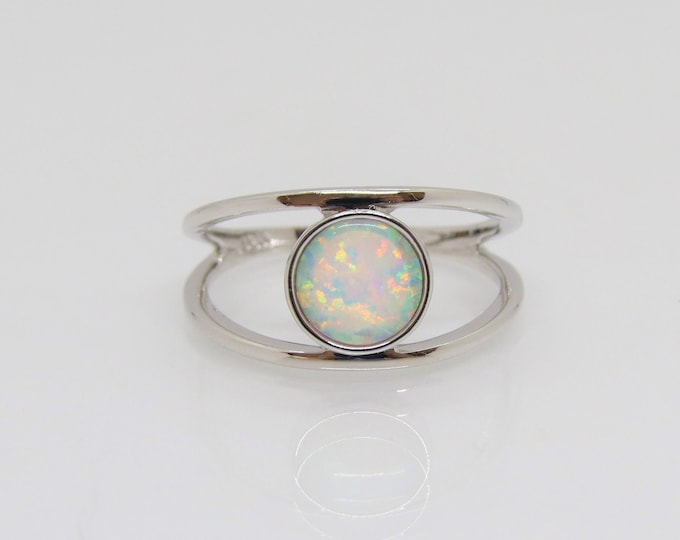 Vintage Sterling Silver White Opal Ring Size 8