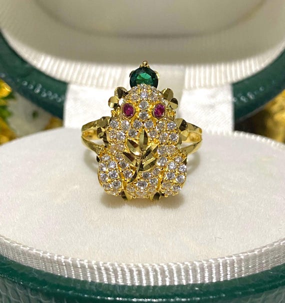 Vintage 15K Yellow Gold Frog Ring Ruby, Emerald White Topaz