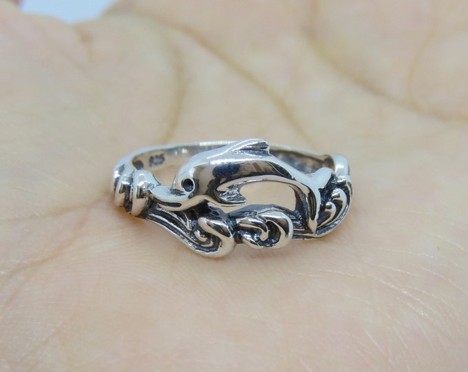 Vintage Sterling Silver Dolphin Ring Size 7