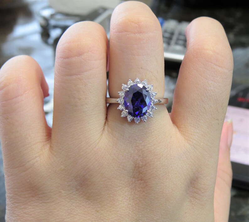 Vintage Sterling Silver Amethyst /& White Topaz Halo Ring Size 7