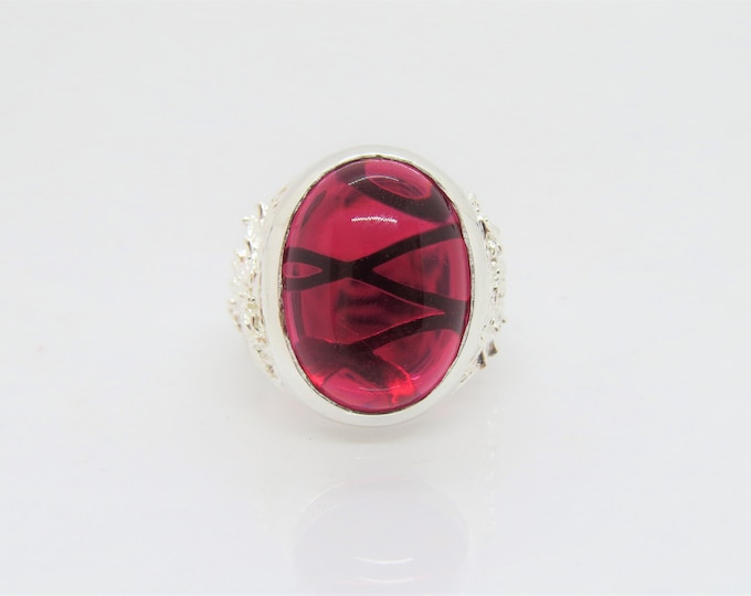 Vintage Sterling Silver Oval Red Ruby Cabochon Dragon Men's Ring Size 8.25