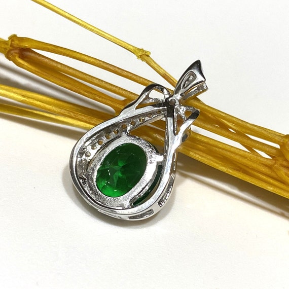 Vintage Sterling Silver Emerald & White Topaz Pen… - image 4