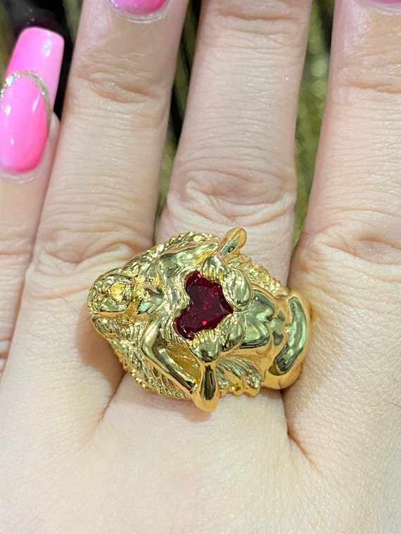 Vintage 18K Solid Yellow Gold Heart Red Ruby Knee… - image 8