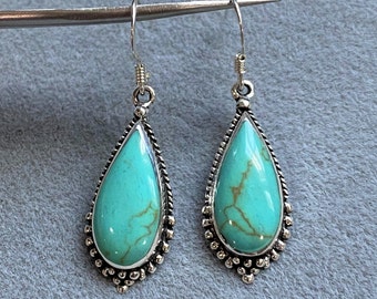 Sterling Silver Turquoise Dangle Earrings.