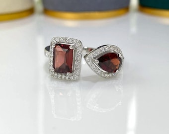 Anillo antiguo de plata de ley con granate natural y topacio blanco, talla 7 1/2.