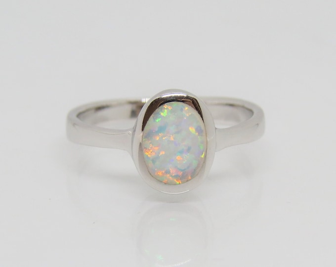 Vintage Sterling Silver White Opal Oval Ring Size 7