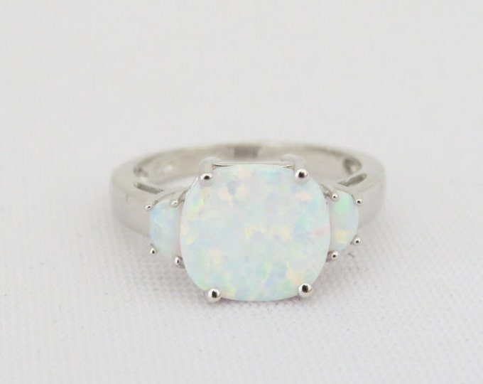 Vintage Sterling Silver White Opal Three stone Ring Size 10