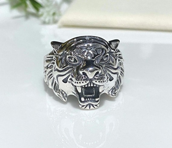 Eye Catching Native American Navajo Tiger Eye Dome Sterling Silver Ring Eye Catching Native American Navajo Tiger Eye Dome Sterling Silver Ring