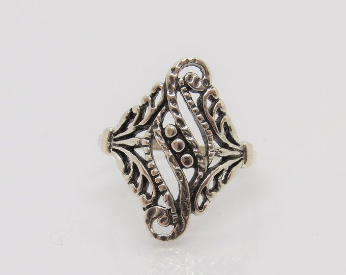 Vintage Sterling Silver Filigree Ring Size 7