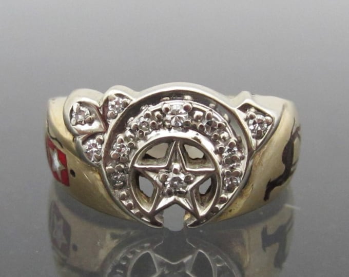 Vintage Mens Shriners .20ct tw Diamond Ring 14K Yellow Gold Size 10.25