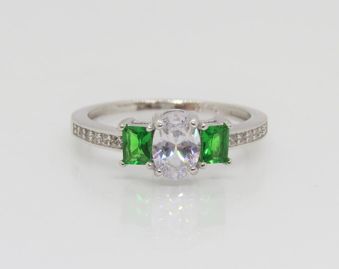 Vintage Sterling Silver White Topaz & Emerald Cocktail Ring Size 8