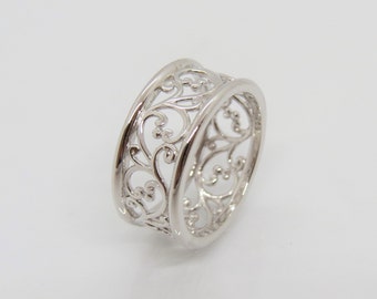 Vintage Sterling Silver Filigree Band Ring.