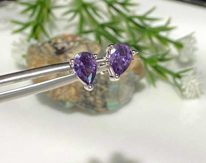 Sterling Silver Pear cut Amethyst Stud Earrings.