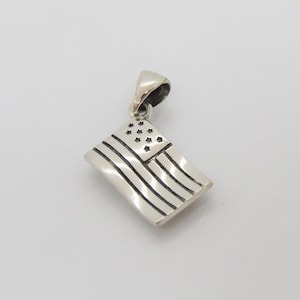 Vintage Sterling Silver American Flag Charm Pendant