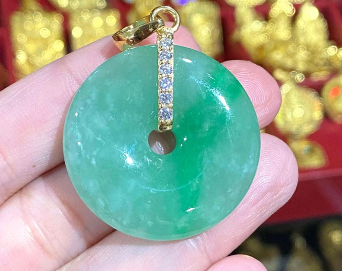 Vintage 14K Solid Yellow Gold Natural Green Jadeite Jade White Topaz Donut Circle Pendant