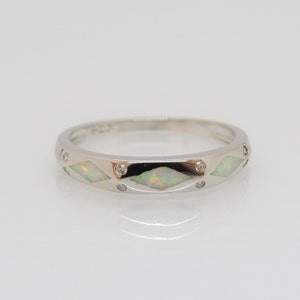 Vintage Sterling Silver White Opal & White Topaz Band Ring Size 7