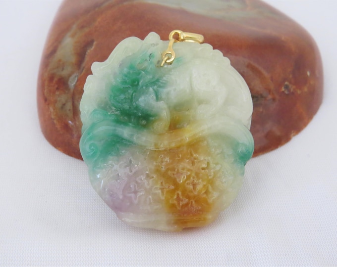 Vintage 18K Solid Yellow Gold Carved Pixiu Dragon Purple, Green & Yellow Jadeite Jade Pendant