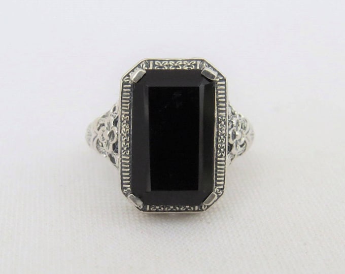 Vintage Sterling Silver Natural Black Onyx Filigree Ring Size 7
