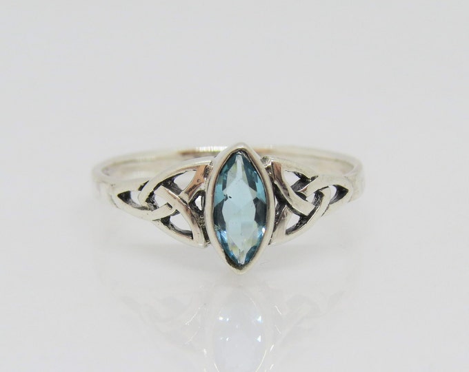 Vintage Celtic Sterling Silver Marquis cut Aquamarine Ring Size 9