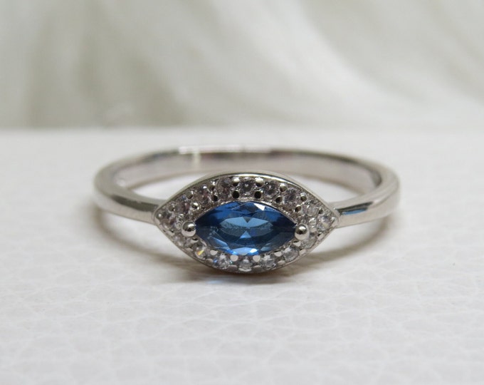 Vintage Sterling Silver Evil Eye Blue Sapphire Ring