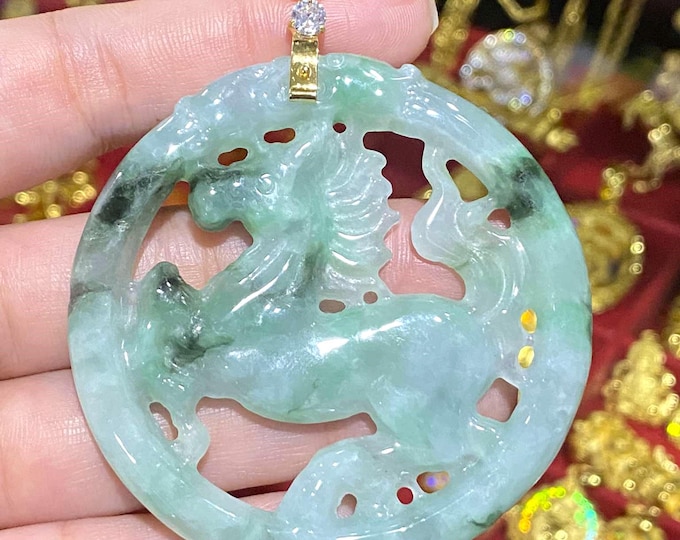 Vintage 14K Solid Yellow Gold Natural Green Jadeite Jade Horse Pendant.