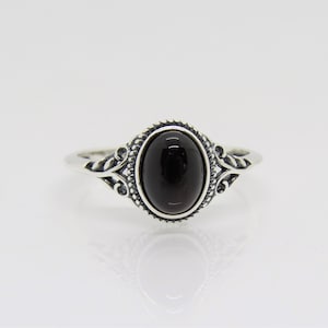 Sterling Silver Black Onyx Filigree Ring Size 9